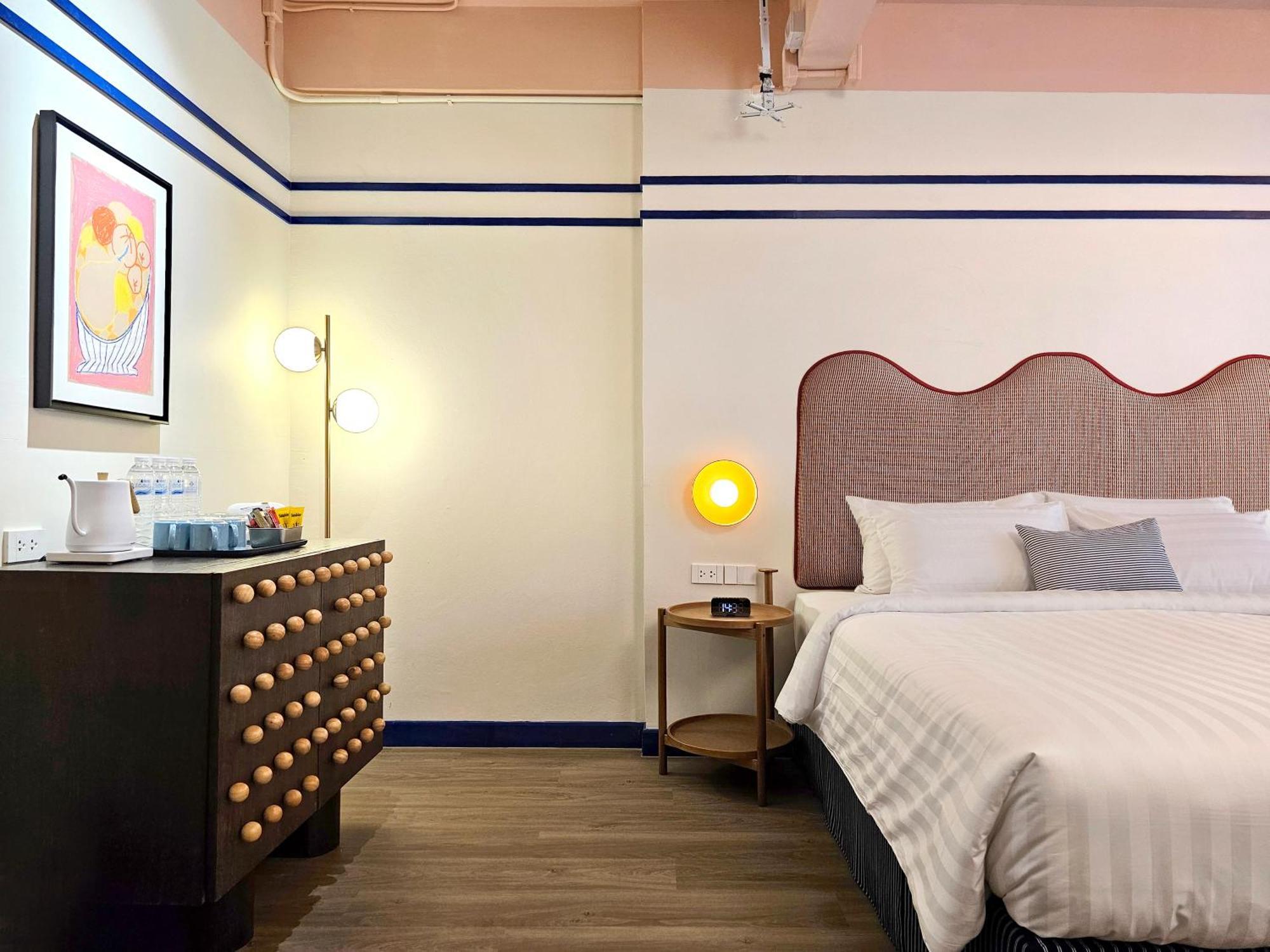 Blu Dock Restel Bangkok Esterno foto