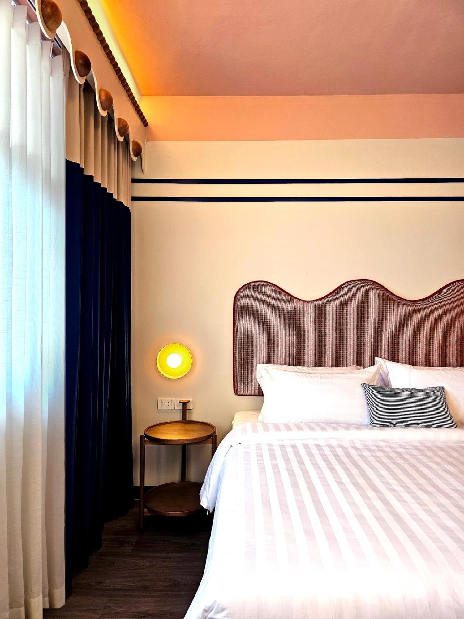 Blu Dock Restel Bangkok Esterno foto